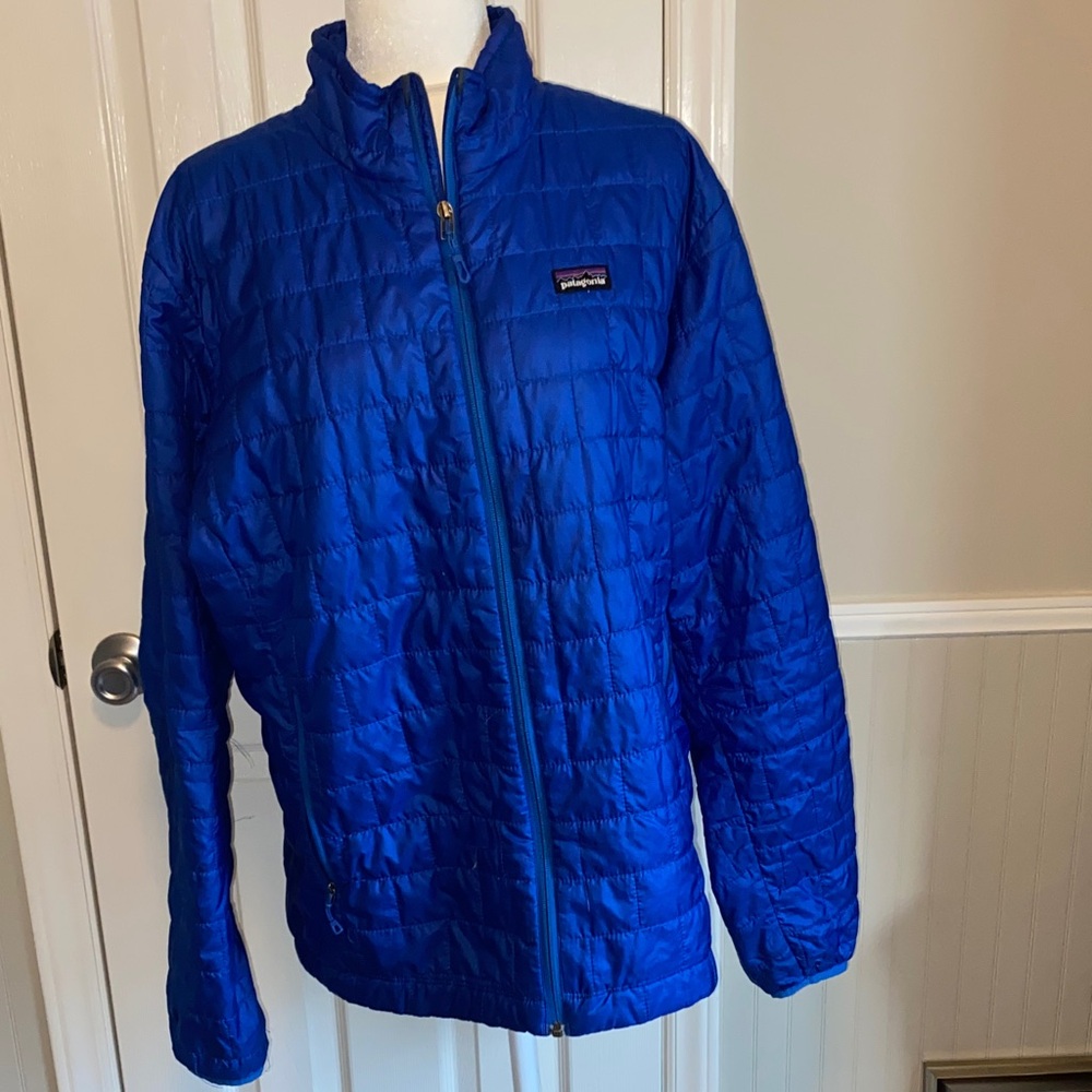 Patagonia Men’s  Vibrant Blue Puffer Jacket size large